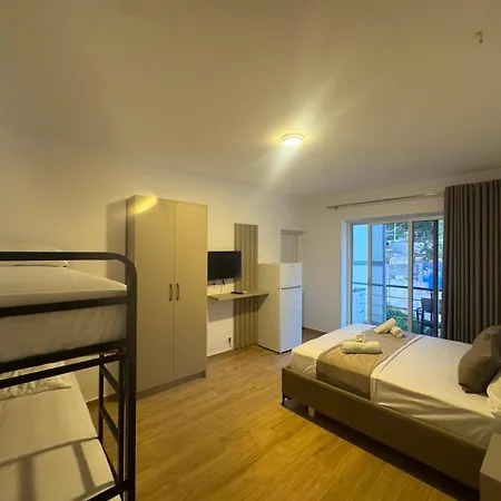 Dedi Aparthotel Qazim Pali